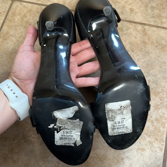 Nine West black high heels - Picture 3 of 3